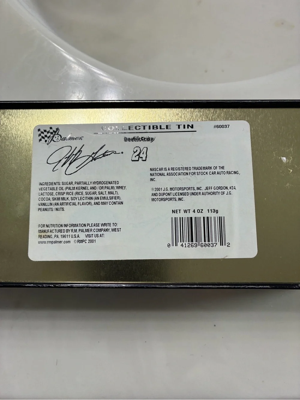 Officially licensed Jeff Gordon #24 DuPont NASCAR collectible car candy tin